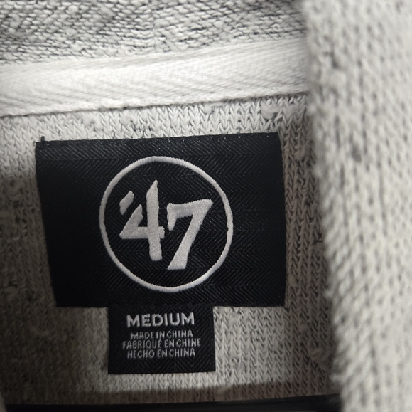 Very comfortable Patriots sweatshirt - Picture 2 of 3